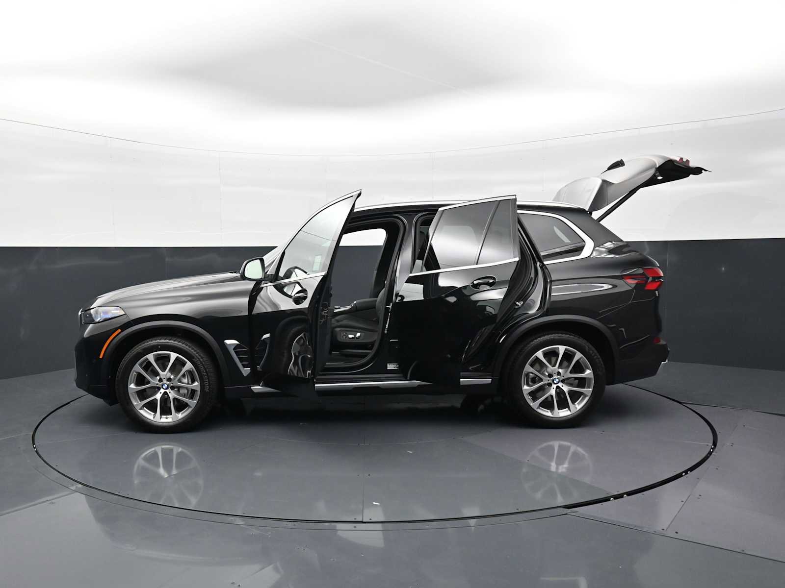 Used 2026 BMW X5 xDrive40i w/ Climate Comfort Package AWD/4WD image 36