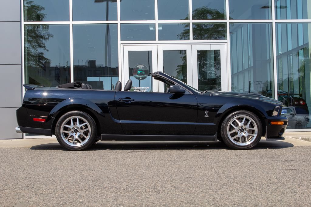 Used 2007 Ford Mustang Shelby GT500 RWD image 4