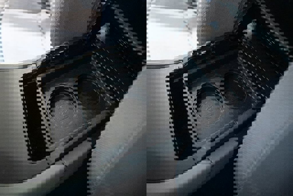 Used 2023 Toyota Venza LE image 31