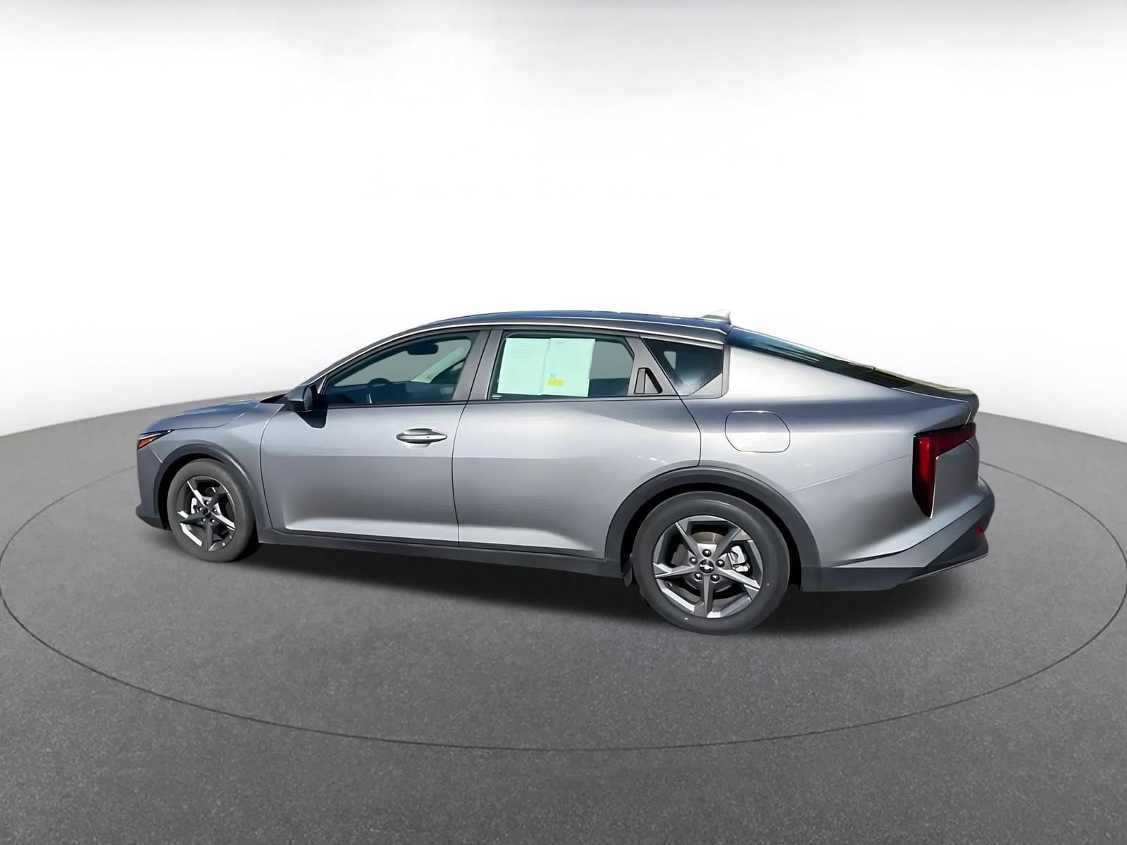 Used 2025 Kia K4 FWD image 9