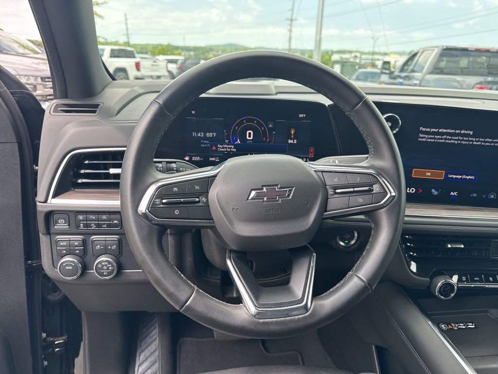 Used 2025 Chevrolet Tahoe Z71 AWD/4WD image 13