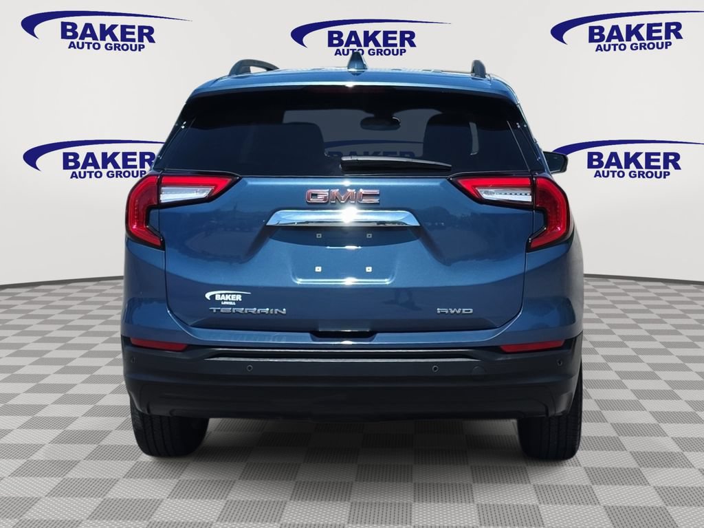 Used 2024 GMC Terrain SLE w/ Driver Convenience Package AWD/4WD image 6