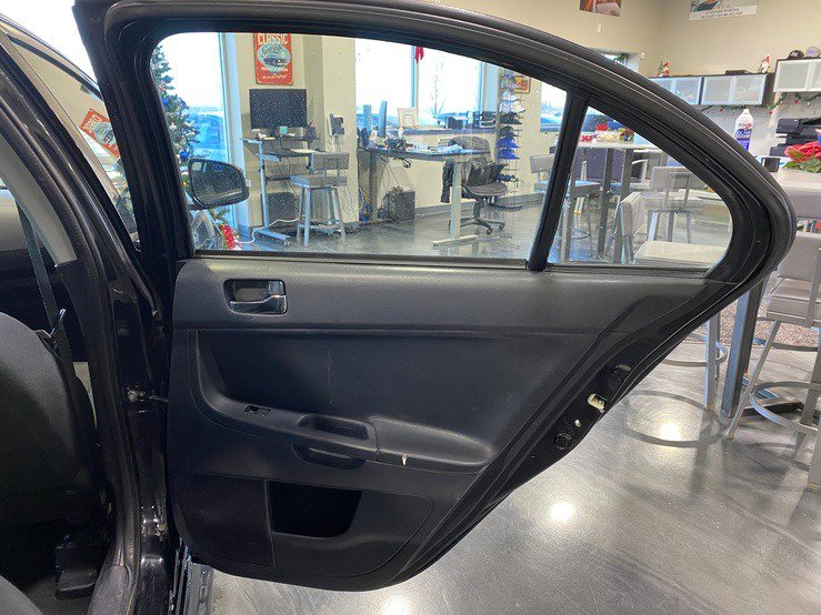 Used 2016 Mitsubishi Lancer ES image 15