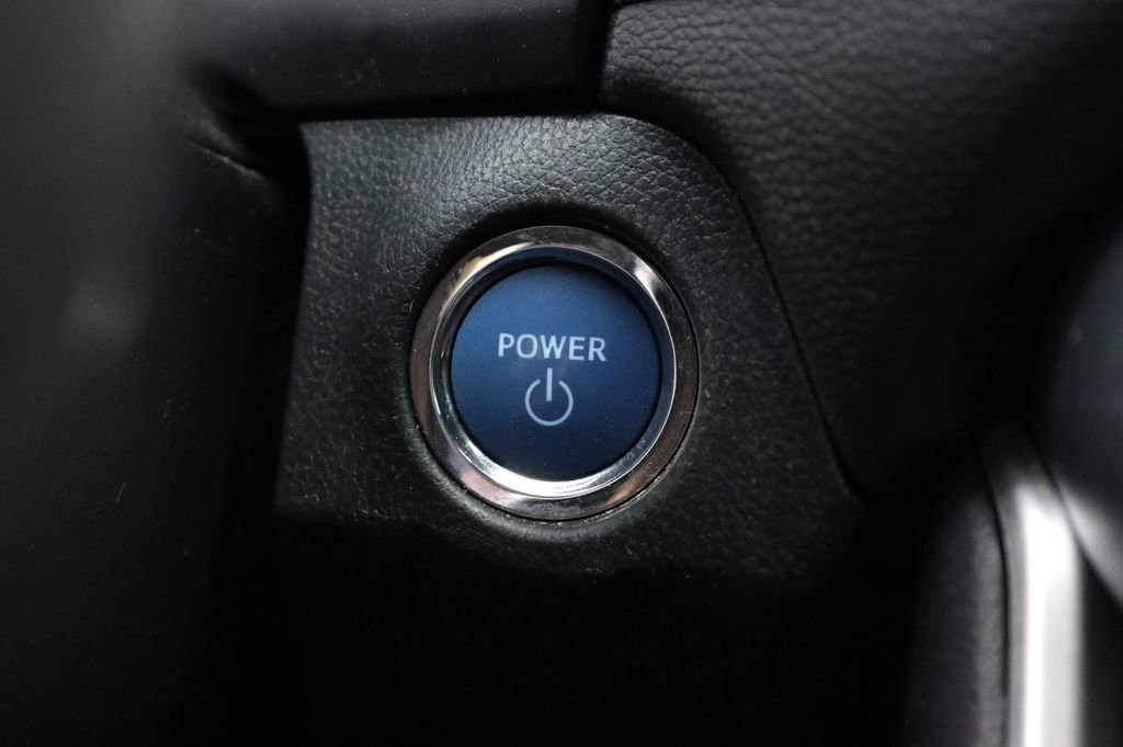 Used 2022 Toyota RAV4 XSE AWD/4WD image 23