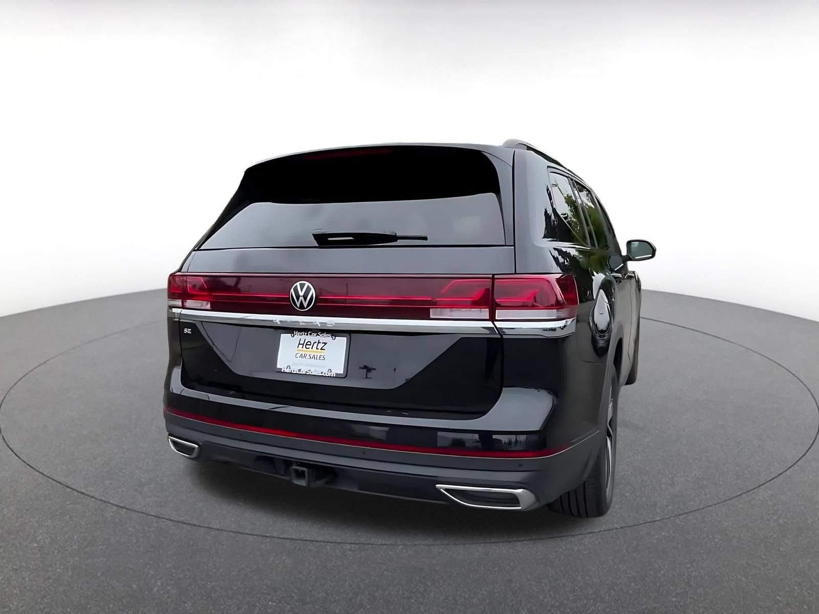 Used 2026 Volkswagen Atlas SE FWD image 14