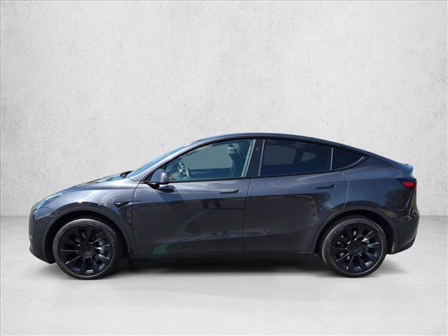 Used 2024 Tesla Model Y Long Range AWD/4WD image 9