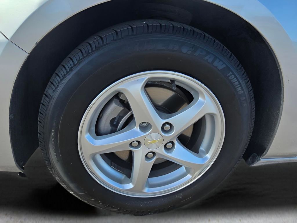 Used 2018 Chevrolet Malibu LS image 7