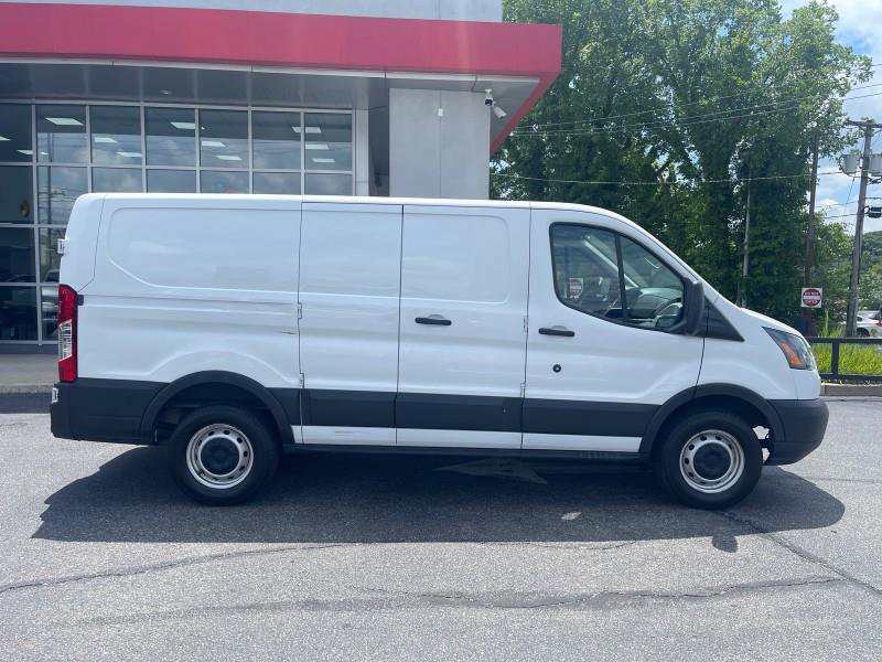 Used 2019 Ford Transit 250 130 Low Roof image 8