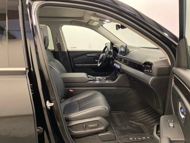 Used 2024 Honda Pilot Elite image 24