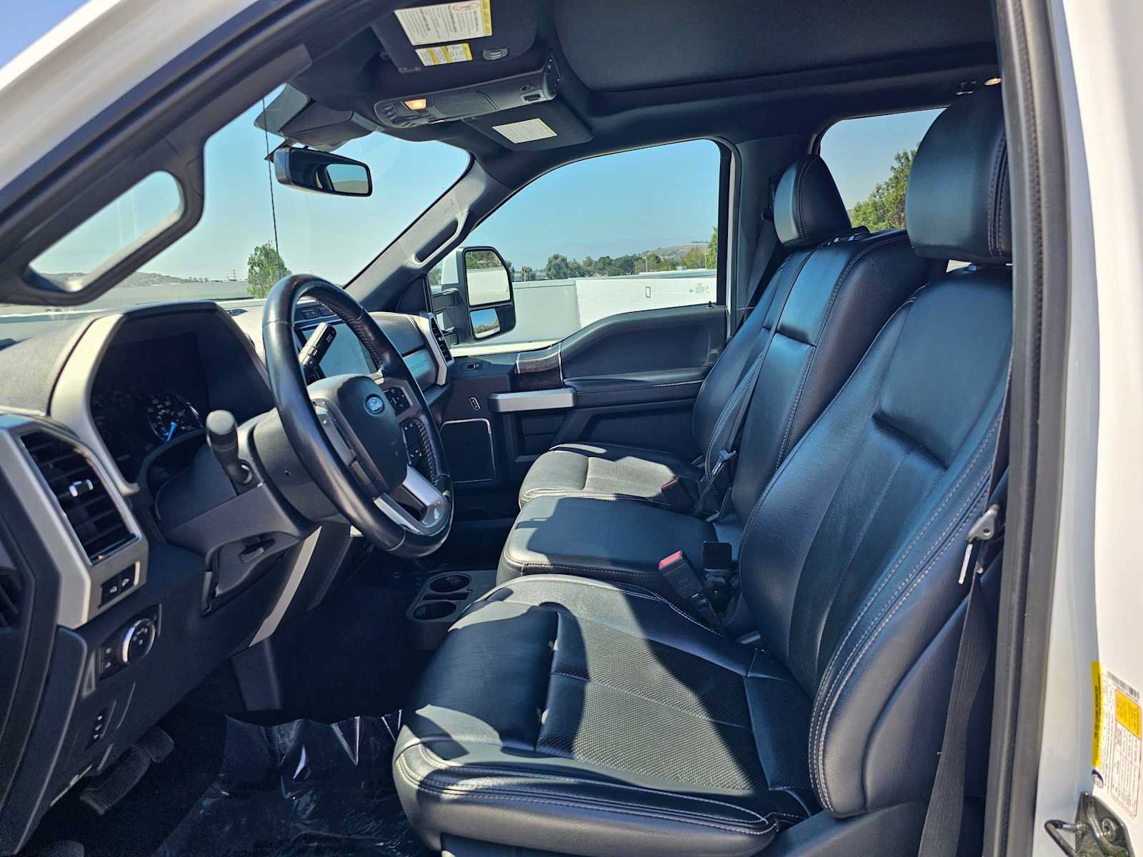 Used 2022 Ford F350 Lariat AWD/4WD image 21