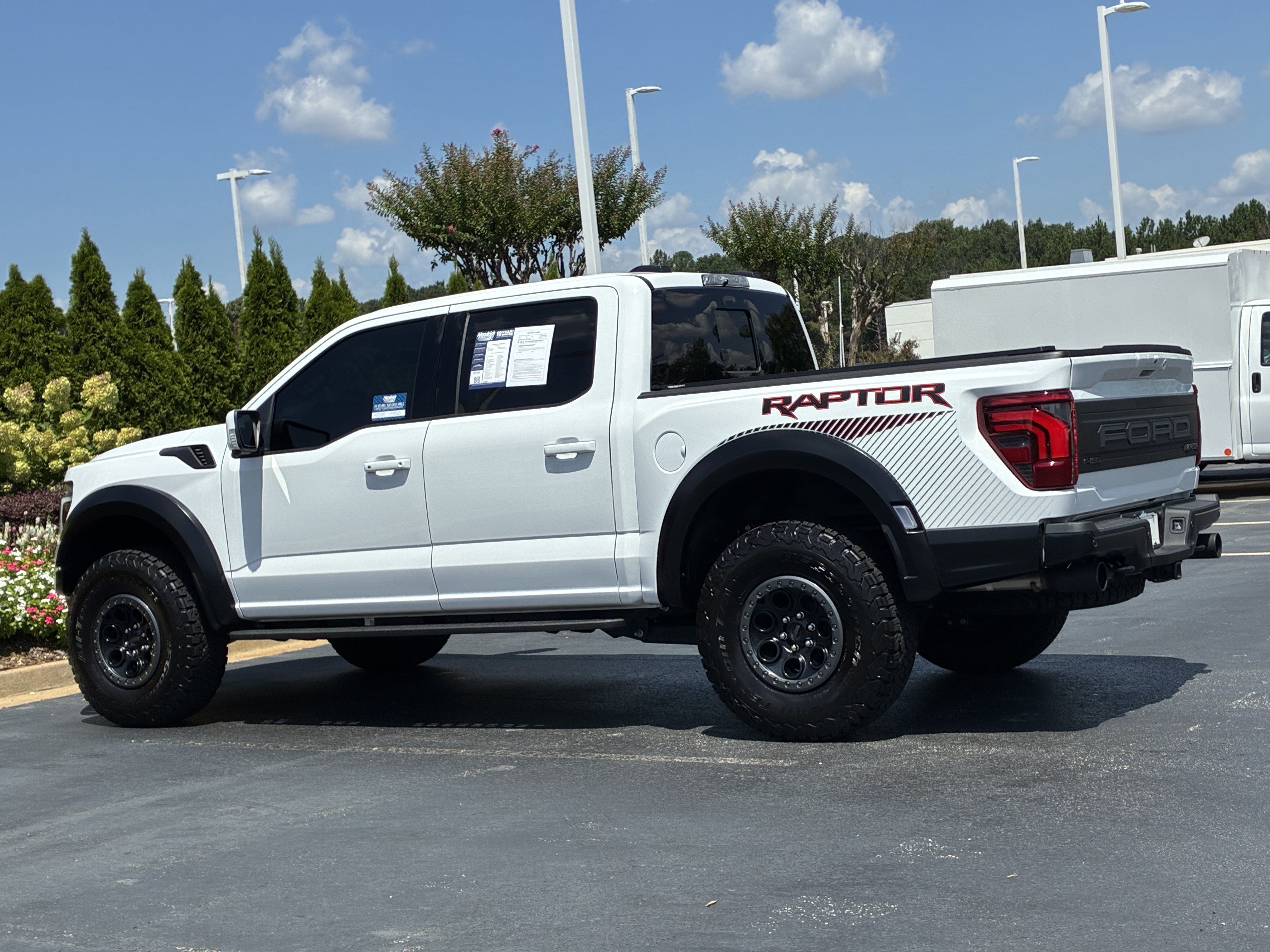 Used 2025 Ford F150 Raptor AWD/4WD image 9