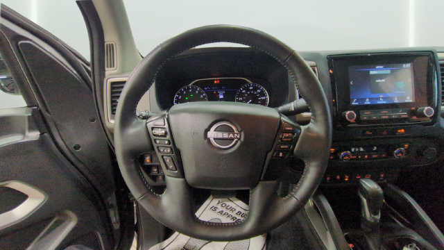 Used 2024 Nissan Frontier 4x4 Crew Cab image 22