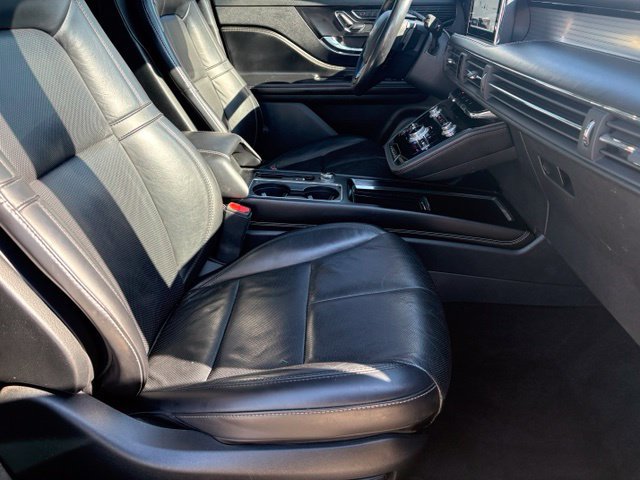 Used 2020 Lincoln Corsair AWD w/ Luxury Package image 19