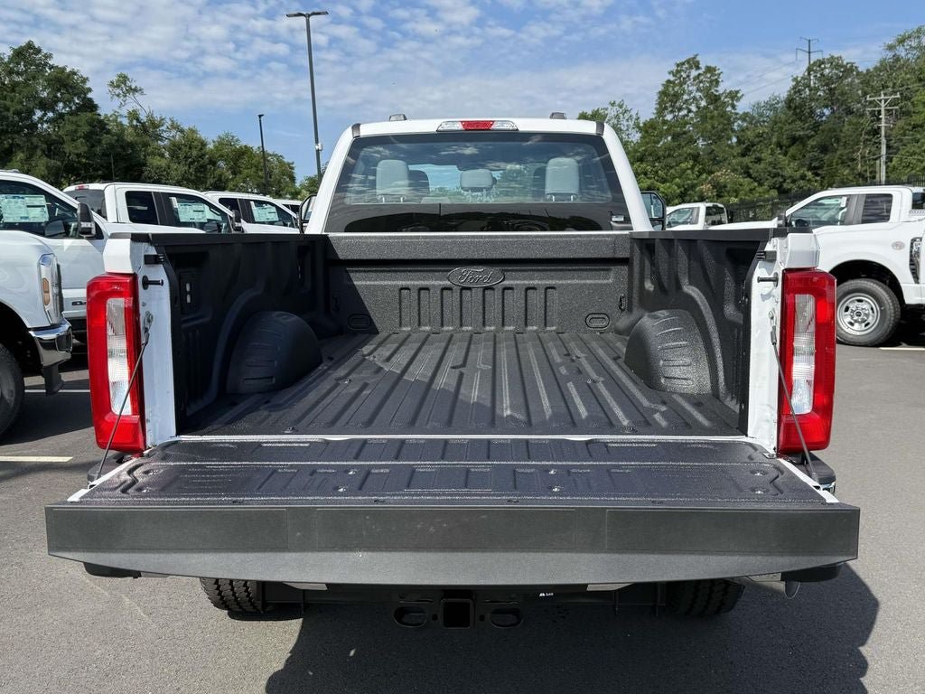 New 2026 Ford F350 XL w/ FX4 Off-Road Package AWD/4WD image 12
