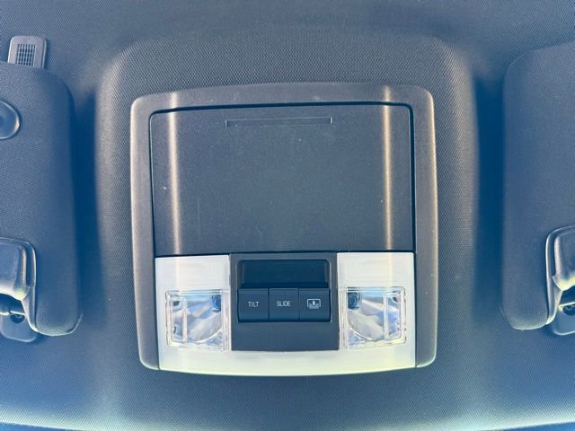 Certified 2018 Ford Explorer Platinum image 49