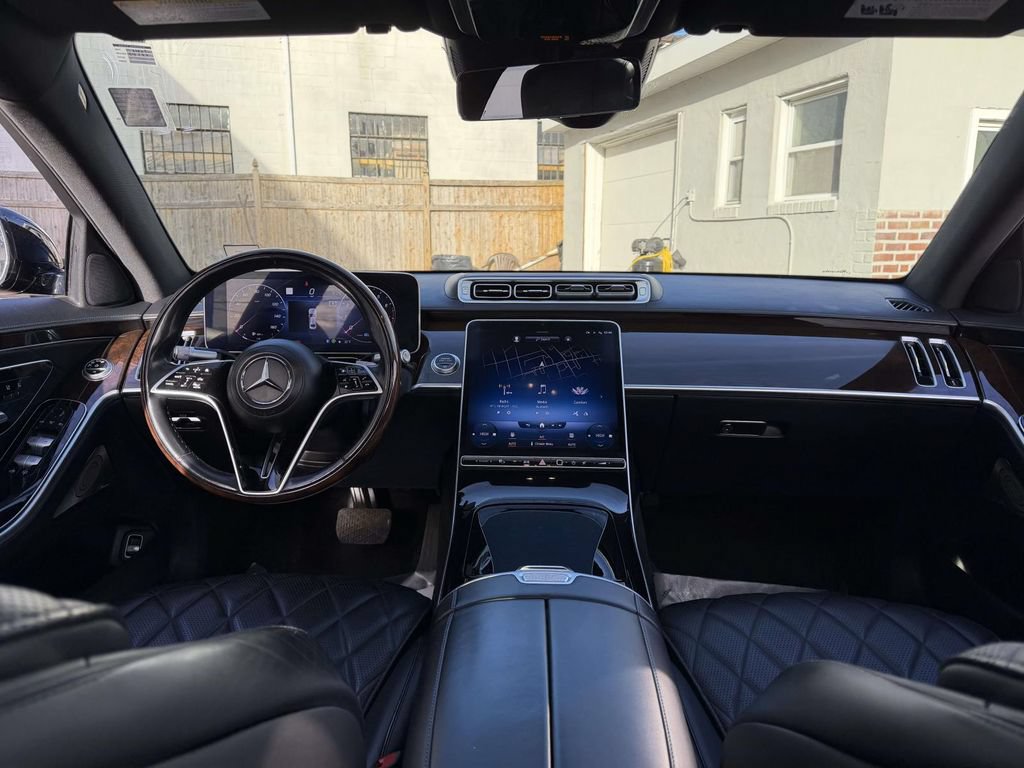 Used 2022 Mercedes-Benz S 500 4MATIC image 23