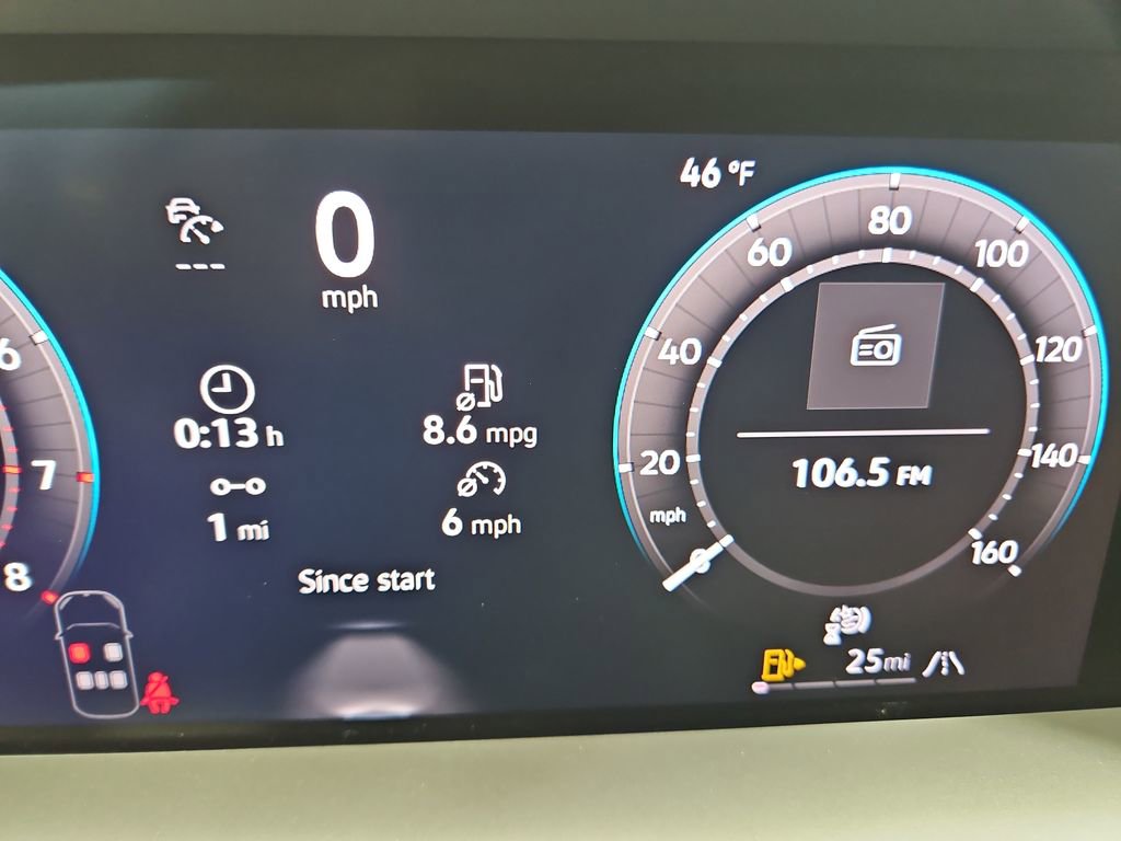 New 2026 Volkswagen Tiguan SE AWD/4WD image 16