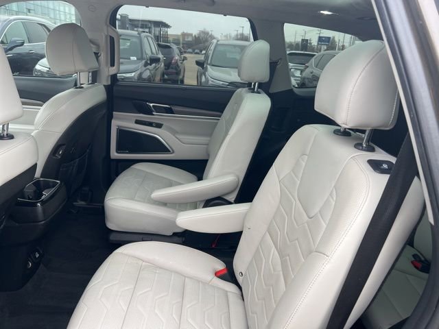 Used 2022 Kia Telluride SX w/ SX Prestige Package AWD/4WD image 10