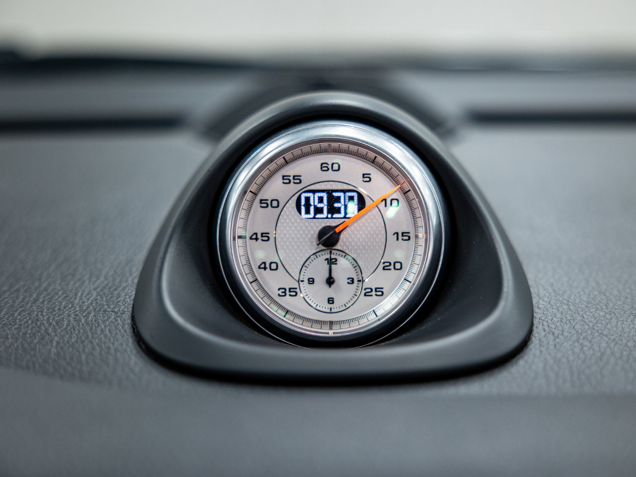 Used 2011 Porsche 911 Carrera S image 9