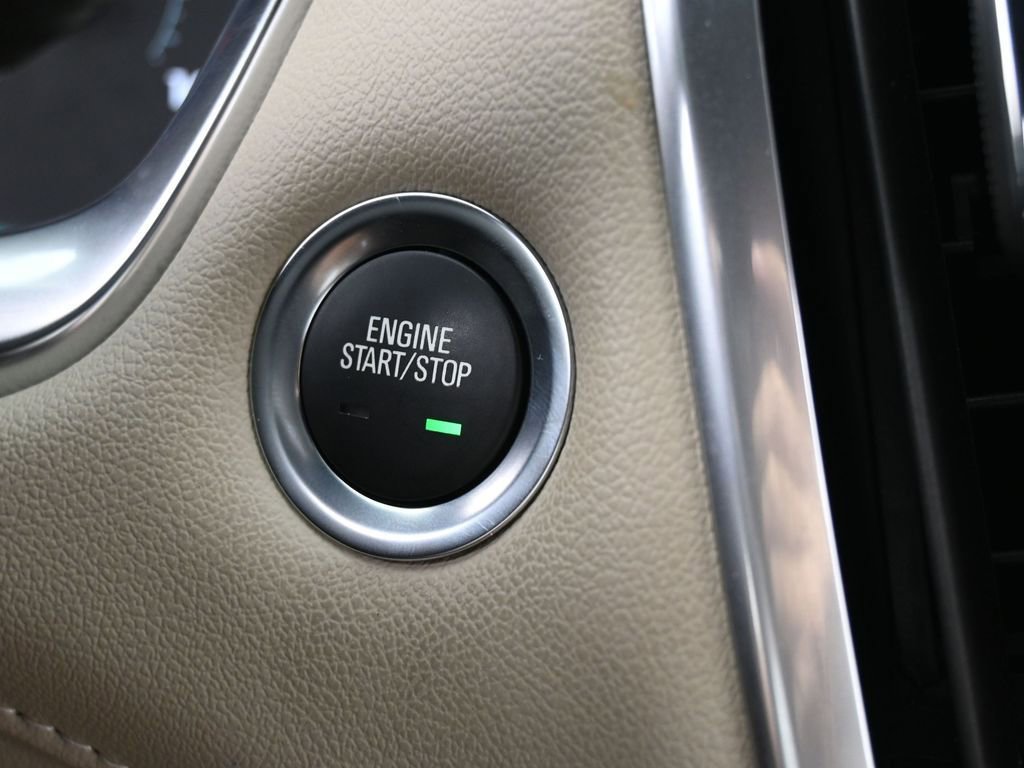 Used 2022 Chevrolet Traverse LS image 29