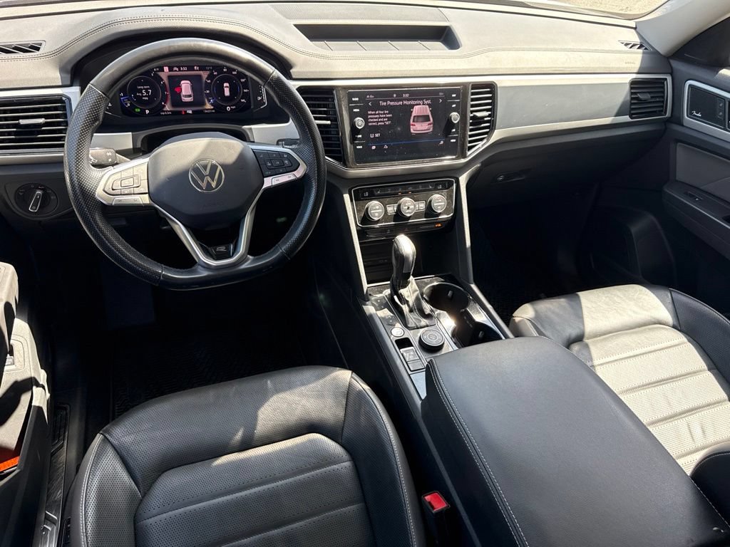 Used 2023 Volkswagen Atlas SEL Premium AWD/4WD image 19