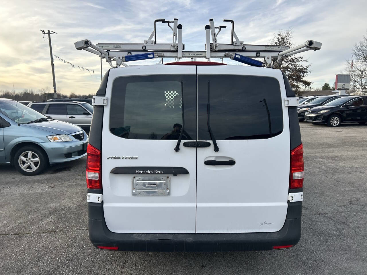 Used 2016 Mercedes-Benz Metris Cargo 3dr Mini Van w/ Driver Efficiency Package image 5