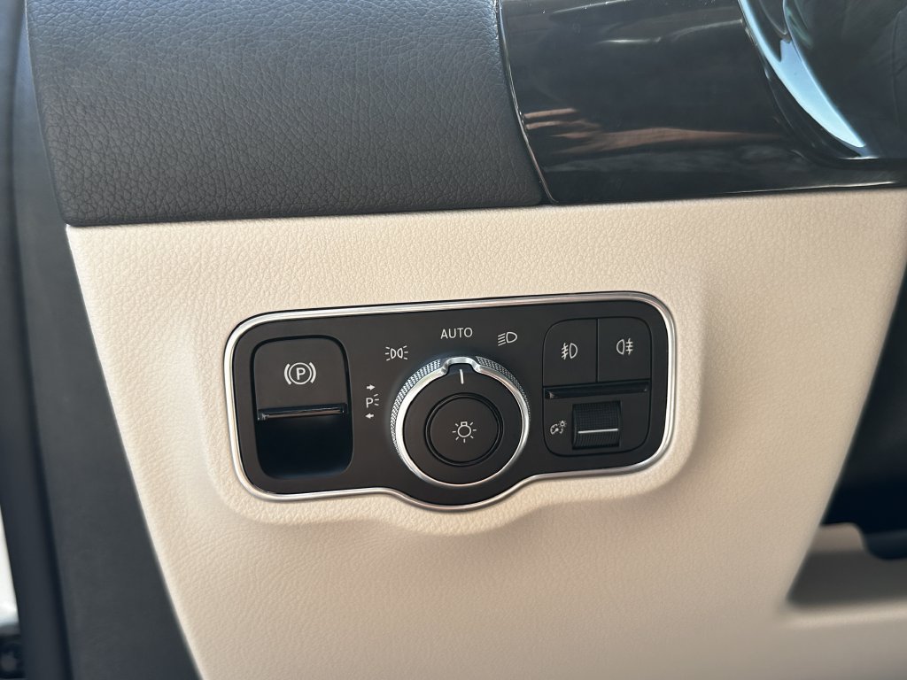 Certified 2026 Mercedes-Benz GLA 250 w/ Exclusive Package image 33