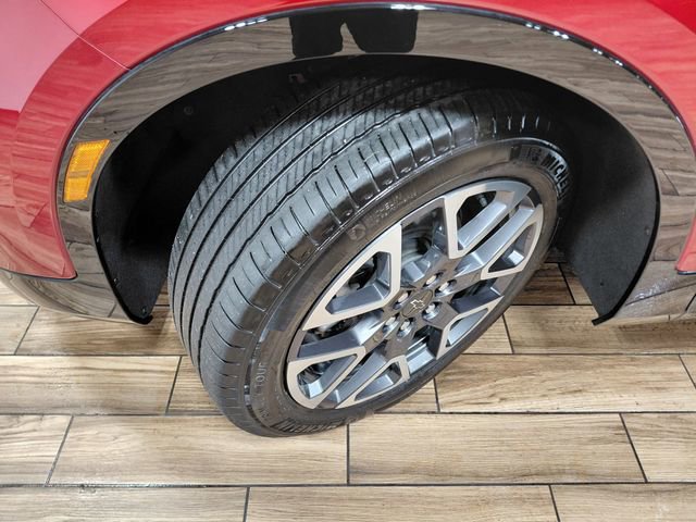 Used 2025 Chevrolet Blazer RS w/ Enhanced Convenience Package AWD/4WD image 26