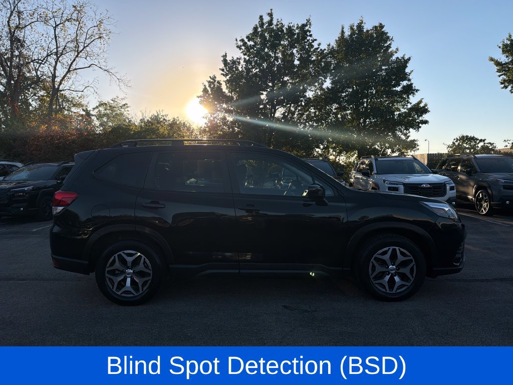 Used 2022 Subaru Forester Premium AWD/4WD image 4