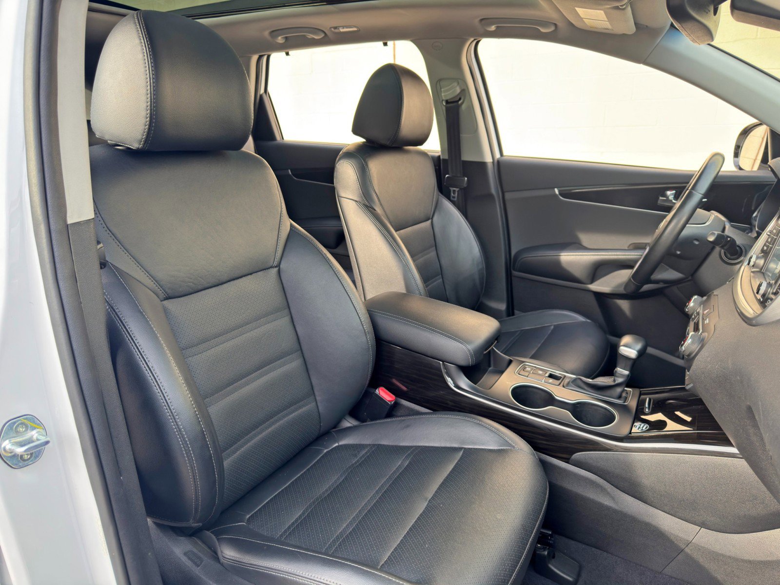 Used 2019 Kia Sorento EX w/ EX Touring Package FWD image 37