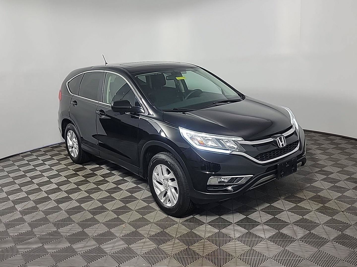 Used 2015 Honda CR-V EX image 2