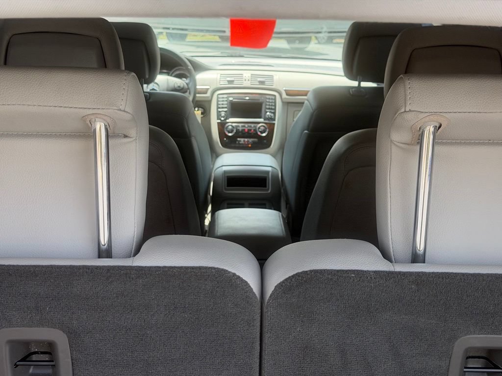 Used 2012 Mercedes-Benz R 350 4MATIC image 9