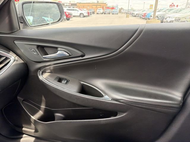 Used 2021 Chevrolet Malibu LT w/ Leather Package FWD image 25