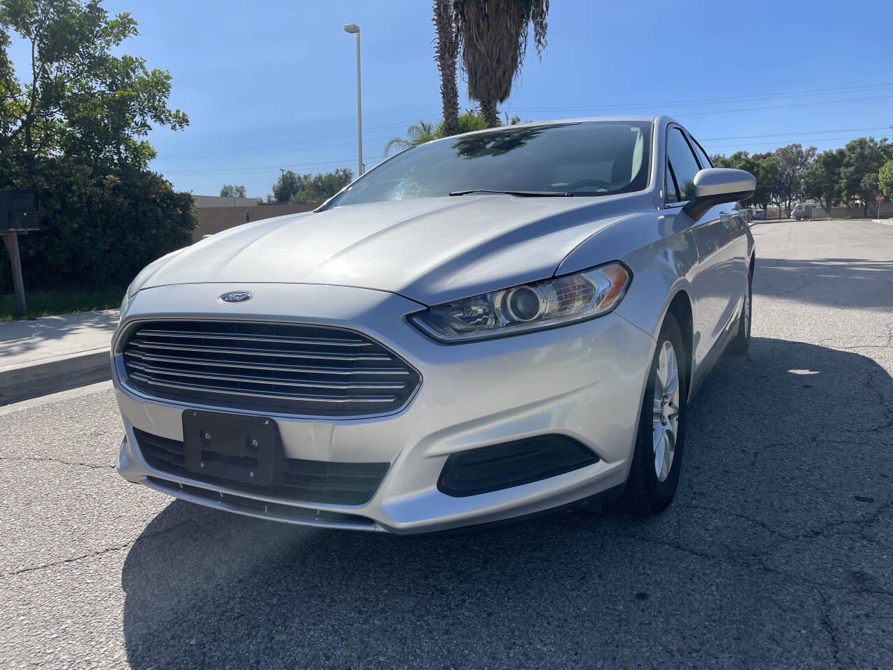 Used 2015 Ford Fusion S FWD image 2