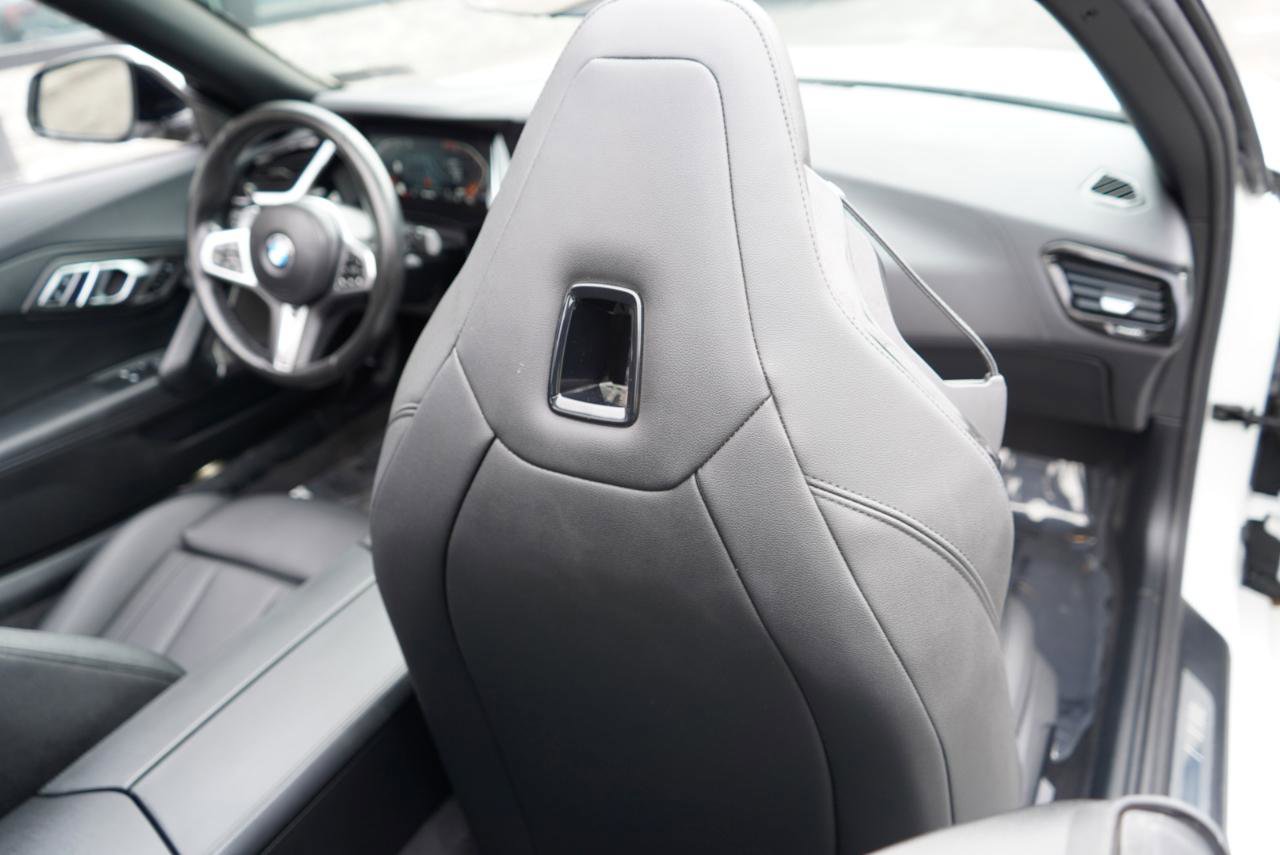 Used 2023 BMW Z4 sDrive30i w/ Premium Package image 72
