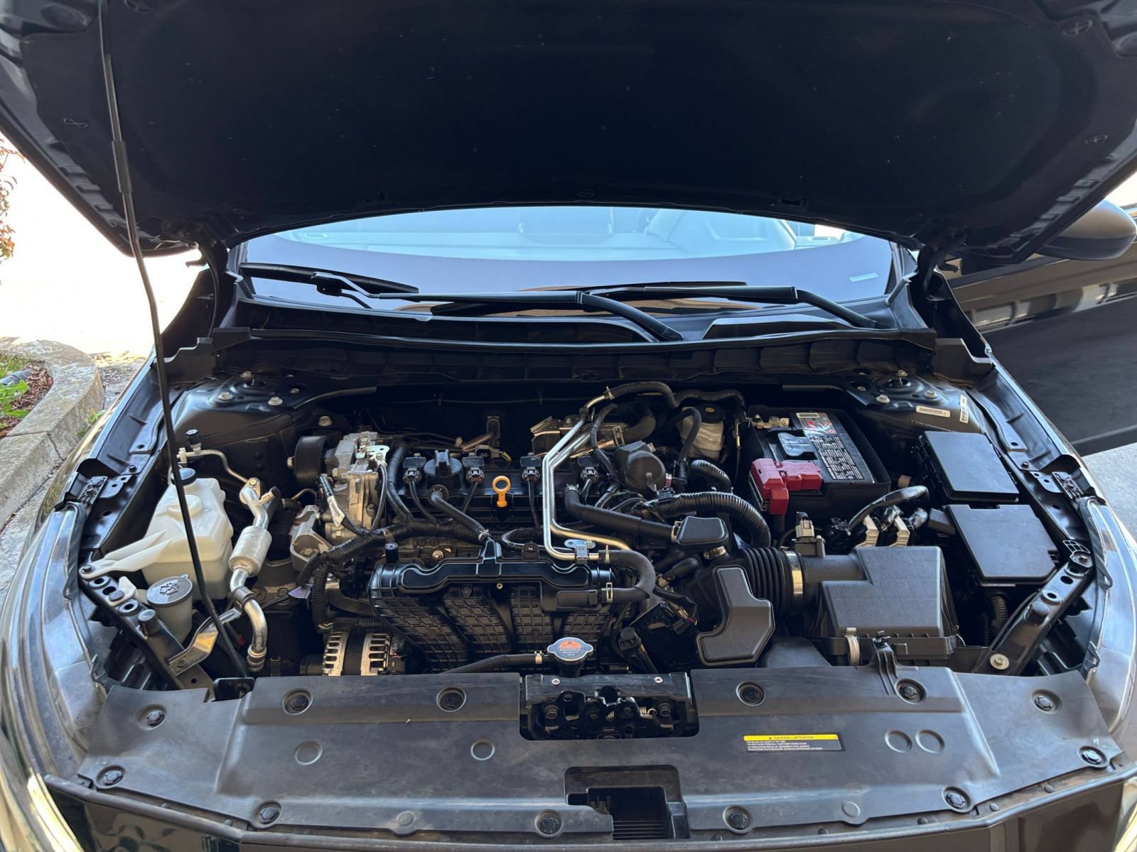 Used 2025 Nissan Altima 2.5 SV FWD image 33