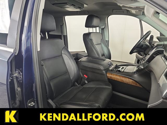 Used 2020 Chevrolet Suburban Premier AWD/4WD image 24