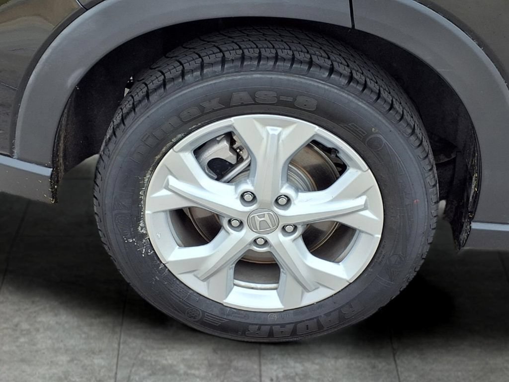 Certified 2025 Honda HR-V LX image 9