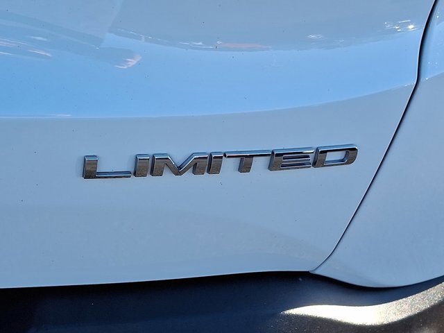 Certified 2022 Jeep Renegade Limited image 35