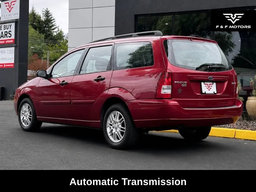 Used 2005 Ford Focus SE FWD image 6
