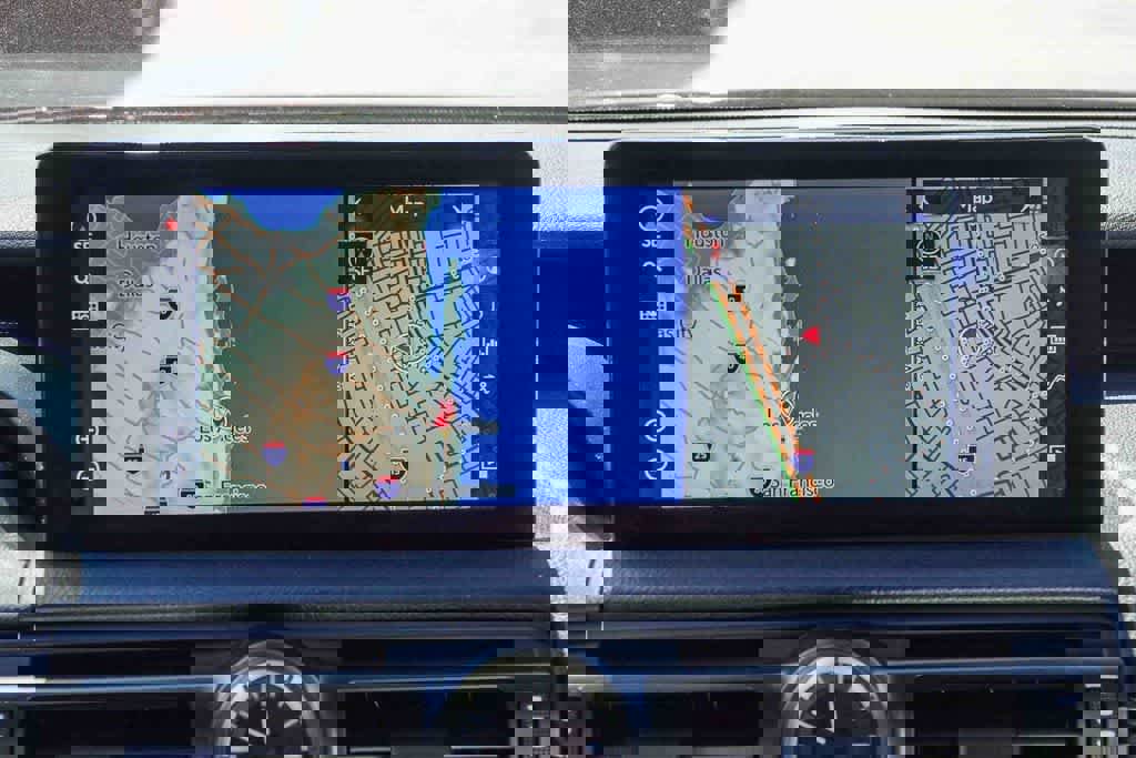 Used 2023 Lexus IS 350 F Sport w/ Navigation Package image 13