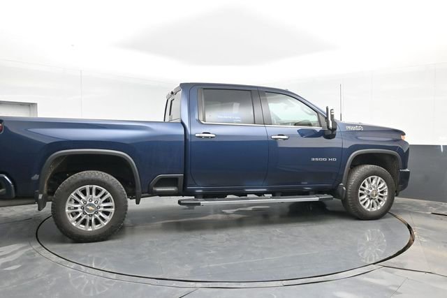 Used 2022 Chevrolet Silverado 3500 High Country w/ Z71 Off-Road Package image 13