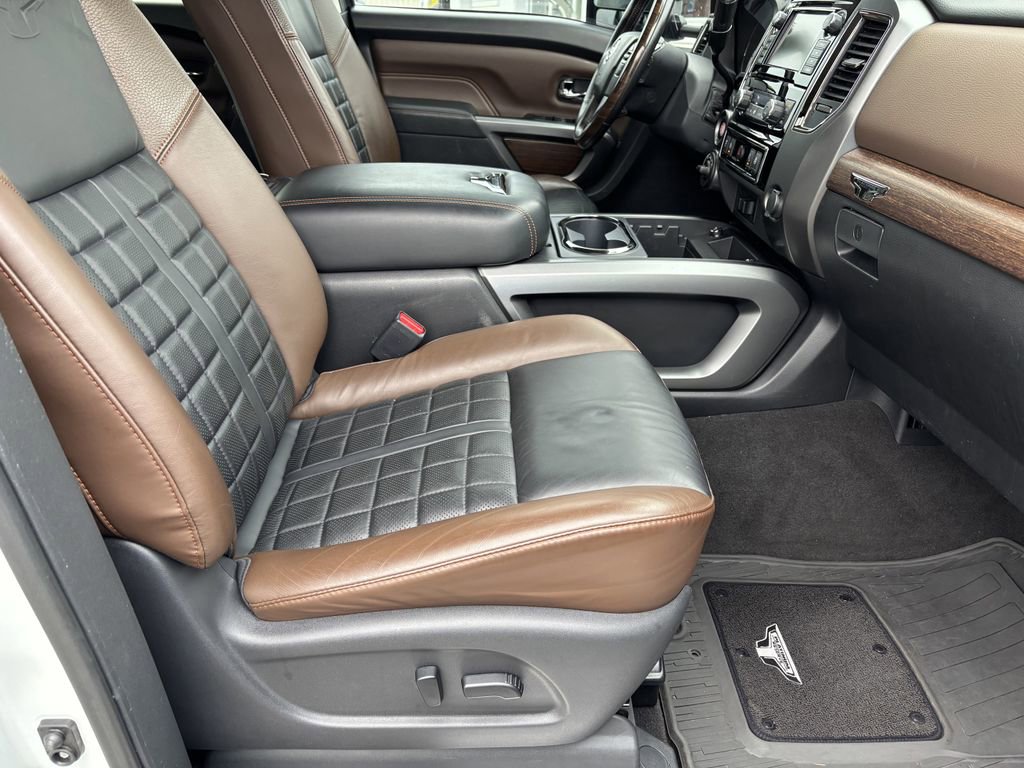 Used 2019 Nissan Titan Platinum Reserve w/ Platinum Utility Package AWD/4WD image 28