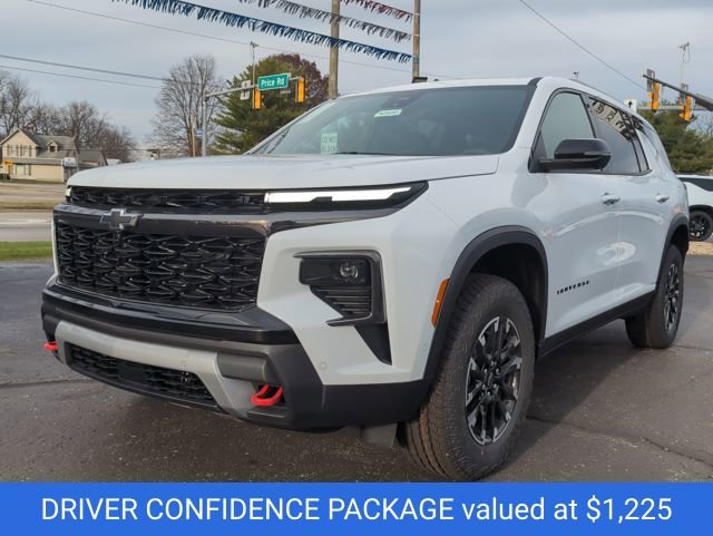 New 2026 Chevrolet Traverse Z71 w/ Enhanced Driving Package image 4