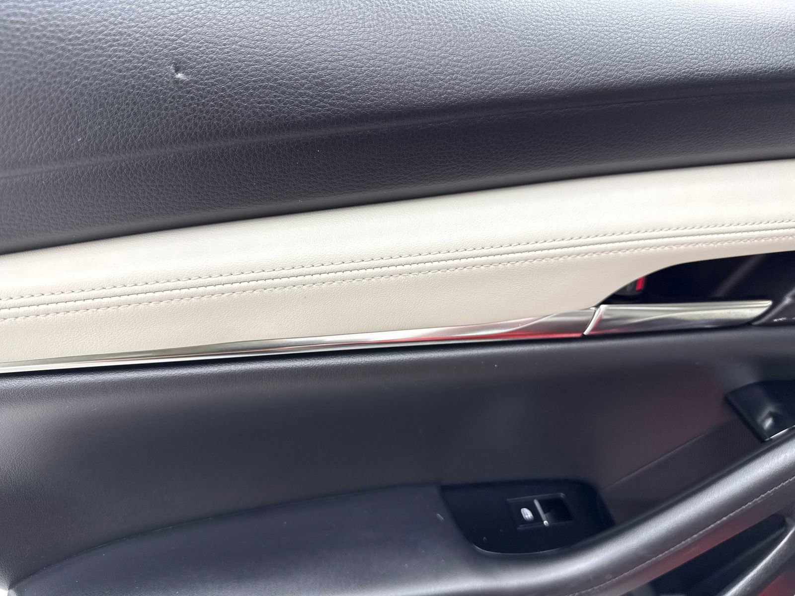 Used 2020 MAZDA MAZDA3 AWD Sedan w/ Premium Package image 37