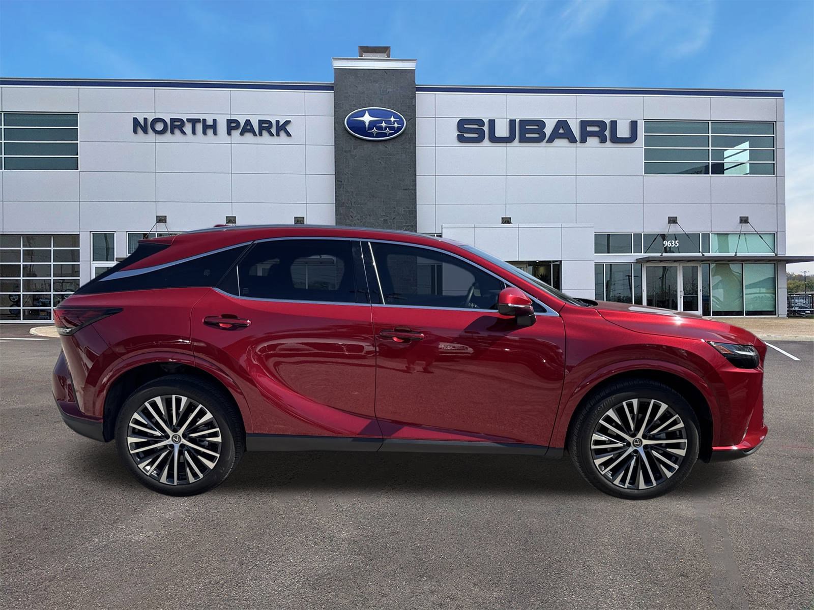 Used 2023 Lexus RX 350 Premium Plus w/ Accessory Package image 2