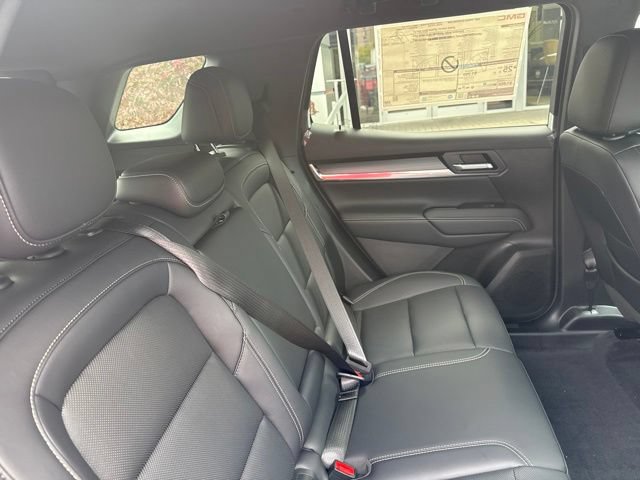 New 2027 GMC Terrain Elevation w/ Elevation Premium Package AWD/4WD image 24