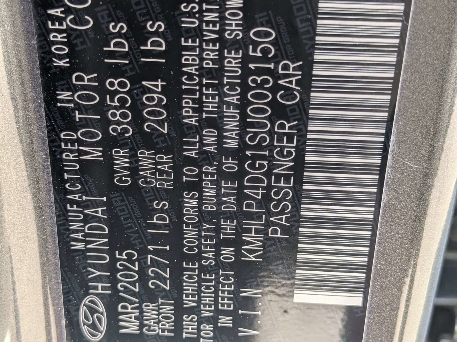 Used 2025 Hyundai Elantra Limited FWD image 19