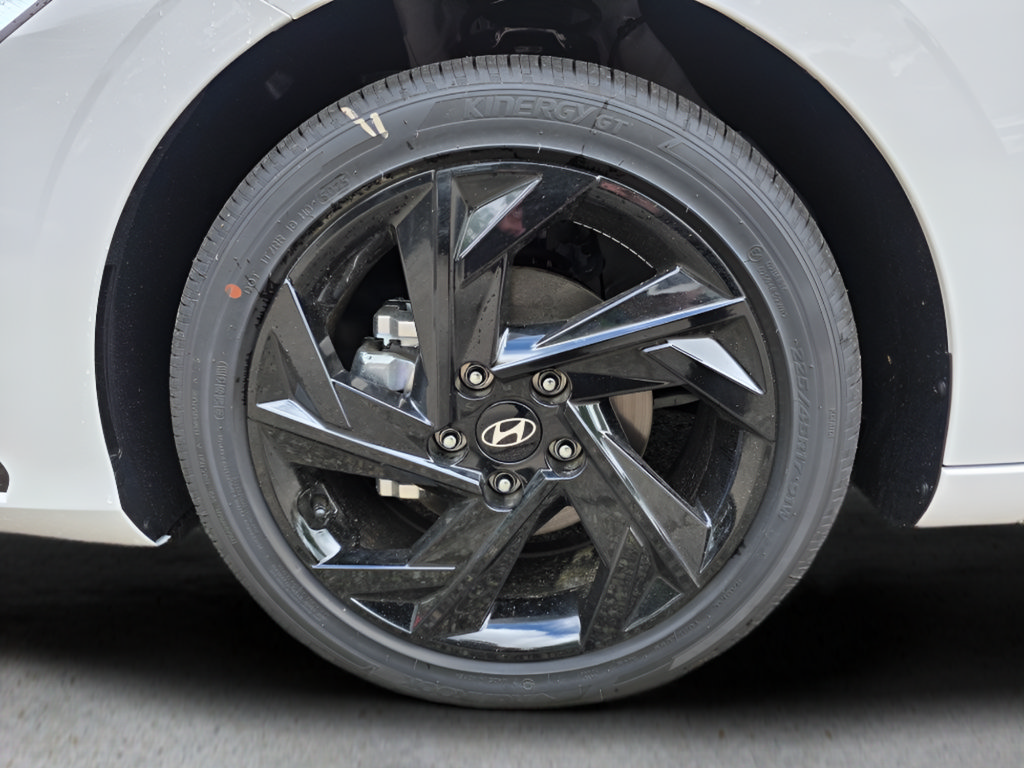 New 2026 Hyundai Elantra SEL Sport Premium FWD image 10