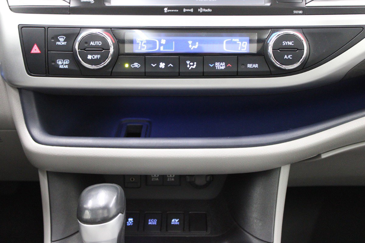 Used 2017 Toyota Highlander Limited Platinum AWD/4WD image 33